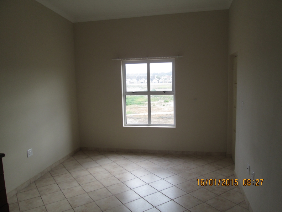 To Let 2 Bedroom Property for Rent in Buh Rein Estate Western Cape